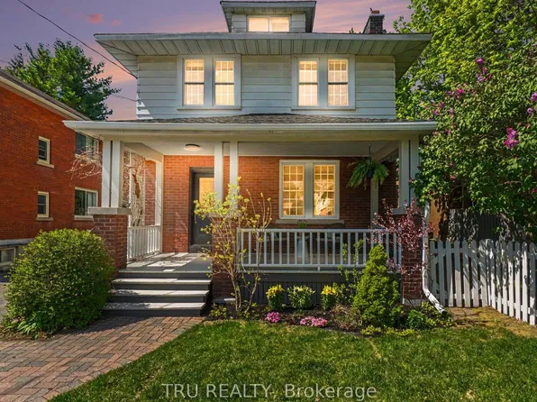 5 Grove Ave, Ottawa, ON K1S 3A5