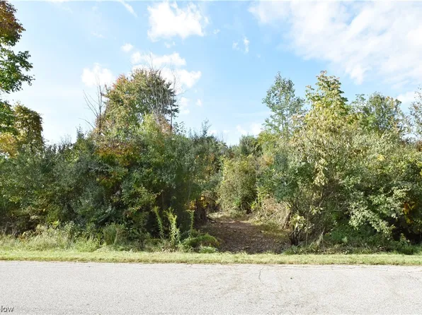 5131 Rolling Ridge Dr, Seville, OH 44273