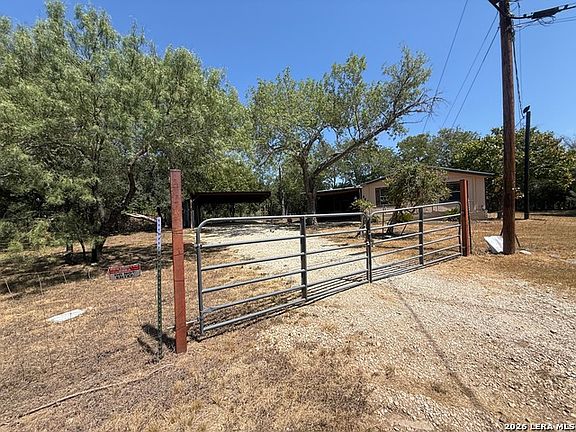 2nd image of 245 Bandera Dr