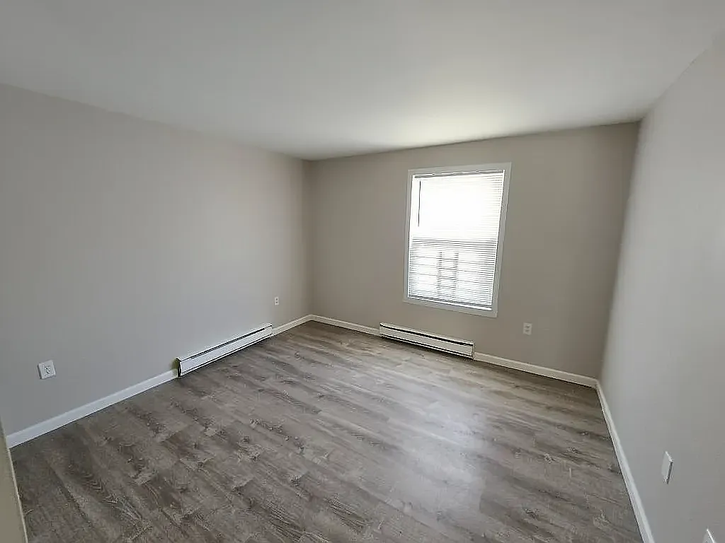2 bed, 800 sqft, $1,849 — Photo 3