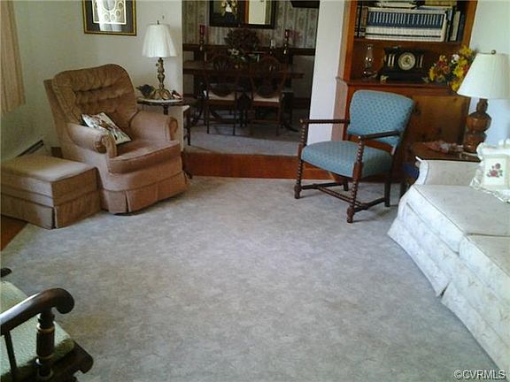 3rd image of 7525 Lisa Ln