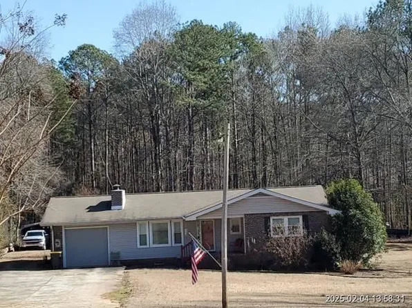 228 Glover Cir, Newnan, GA 30263