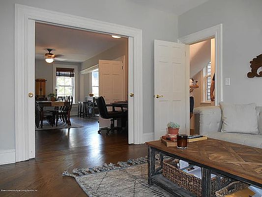 4th image of 38 Westervelt Ave #2