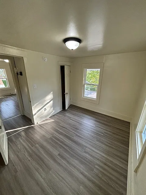 3 bed, 1056 sqft, $1,200 — Photo 4