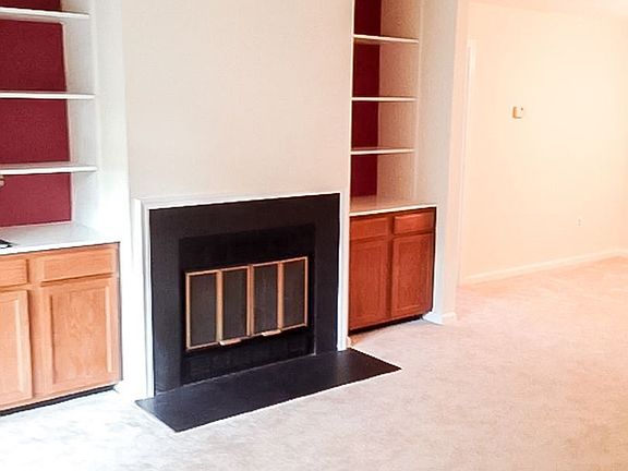 3rd image of 10207 Willow Mist Ct #A