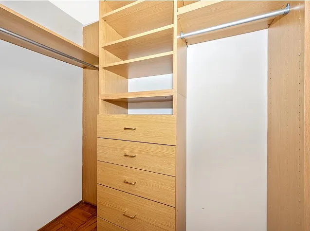 Azalea Apartments — Photo 10