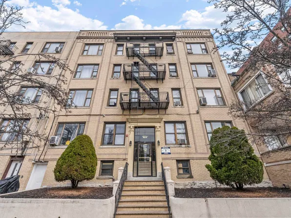 14 65th Street image 1 of 16