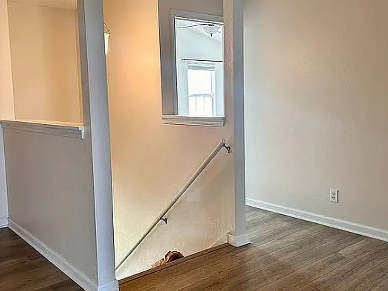 710 Elijah St — Photo 4