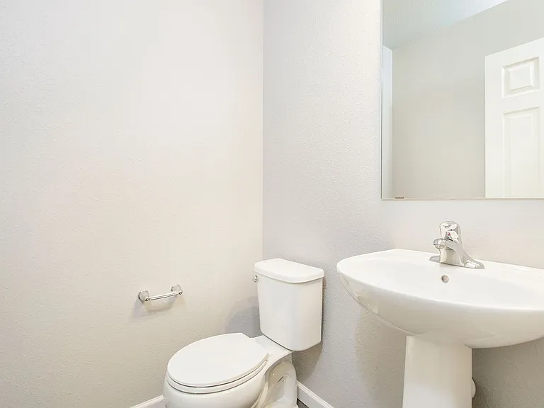 321 Catera Ct — Photo 15