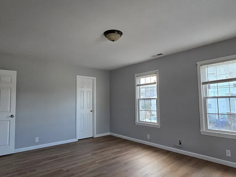 126 Tremont St #B — Photo 12