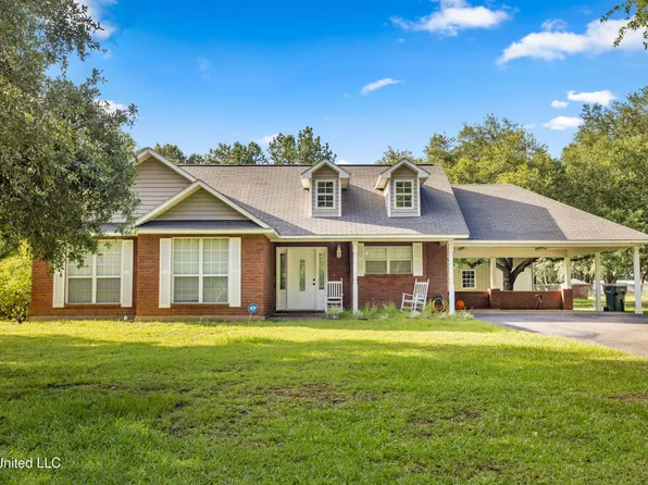 6825 Whites Farm Rd, Lucedale, MS 39452
