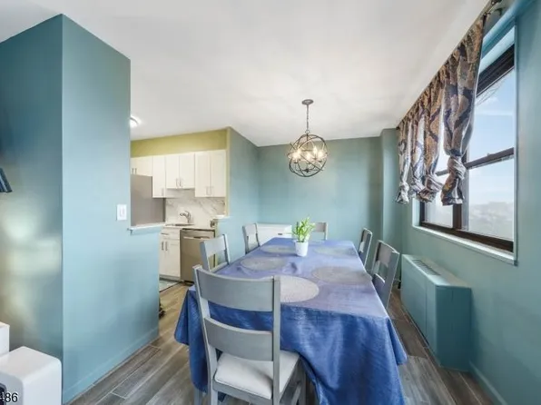 1225 Kennedy Boulevard image 6 of 23