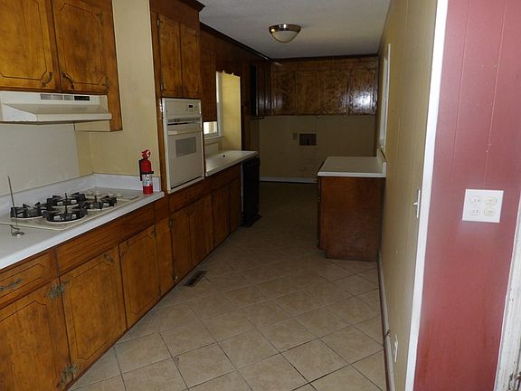 3rd image of 1 Woodlawn Dr
