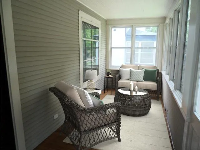 2739 Emerson Ave S — Photo 2