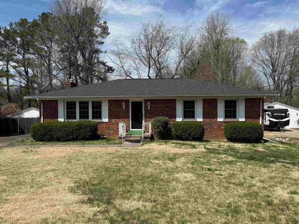 328 Longview Dr