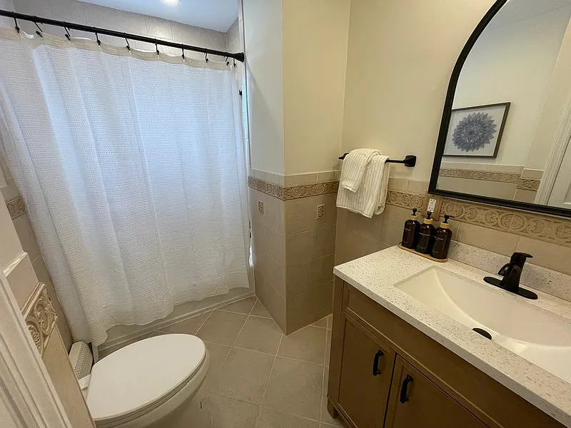 5 bed, $6,999 — Photo 4