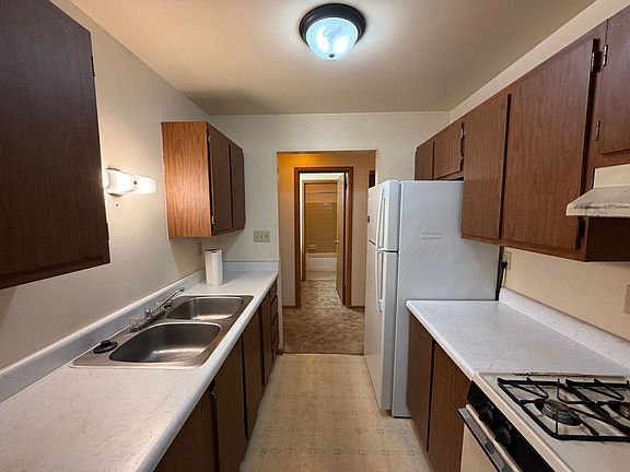 5th image of 113 S Platten St APT 209