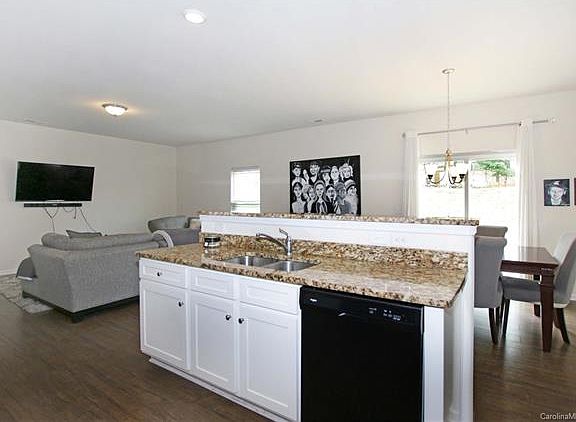 5th image of 7329 Cuddington Dr #102