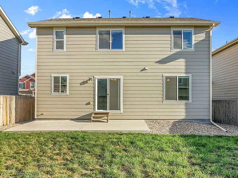 6782 Galpin Dr — Photo 30