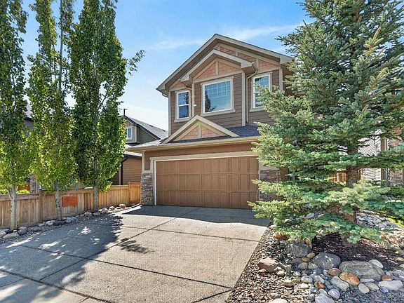 3rd image of 127 NE Legacy Cir SE