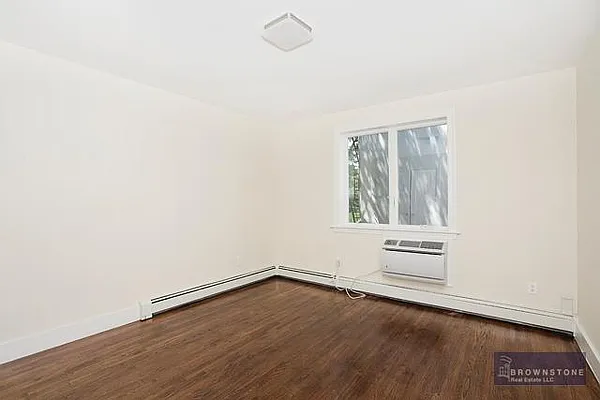 Rented by Brownstone Real Estate | media 37