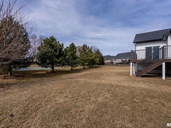2nd image of 6452 Fairhaven Ct