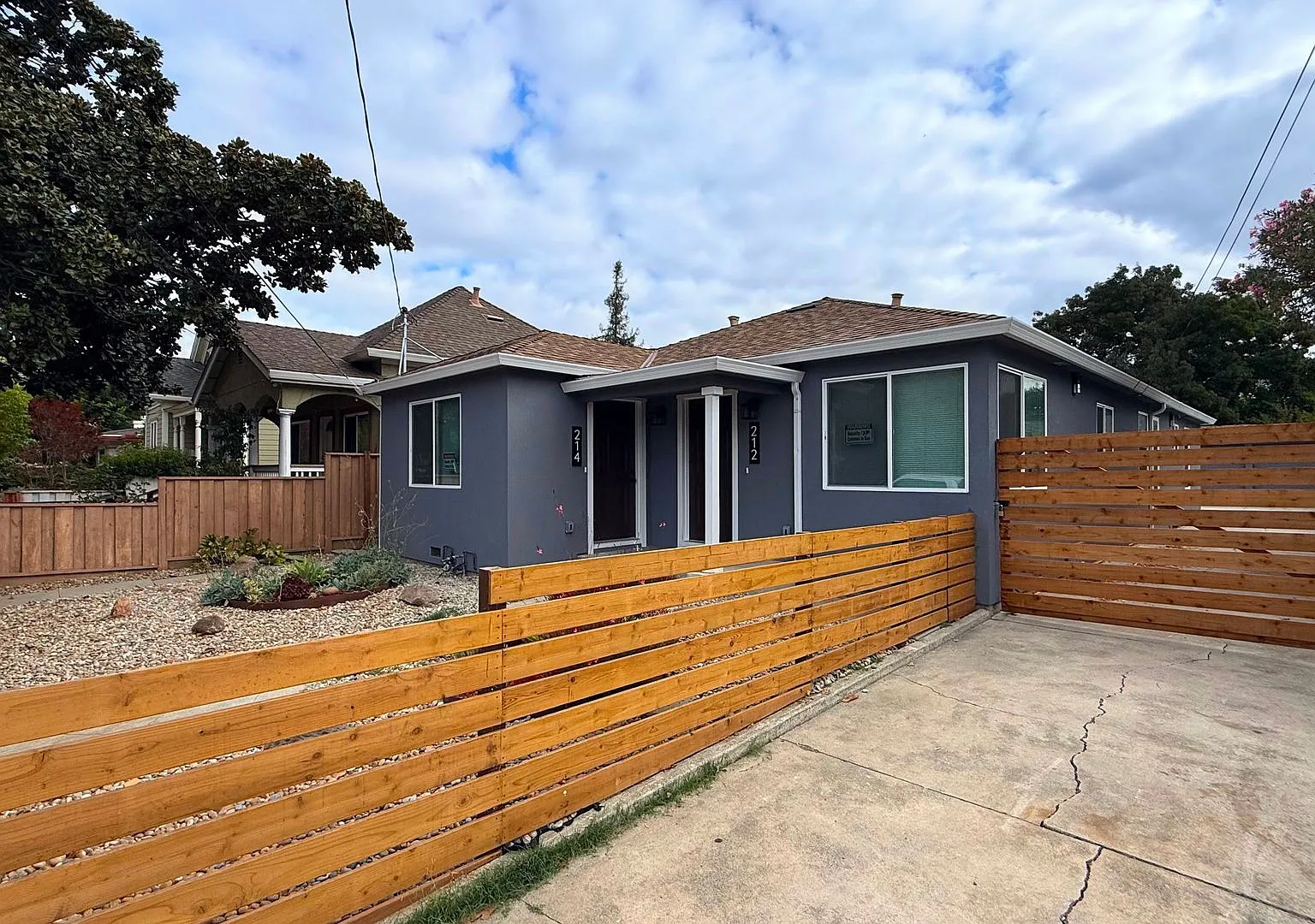 2BD/1BA - Fully Renovated Duplex Unit Near Japantown, In-Unit Laundry + AC — Photo 1