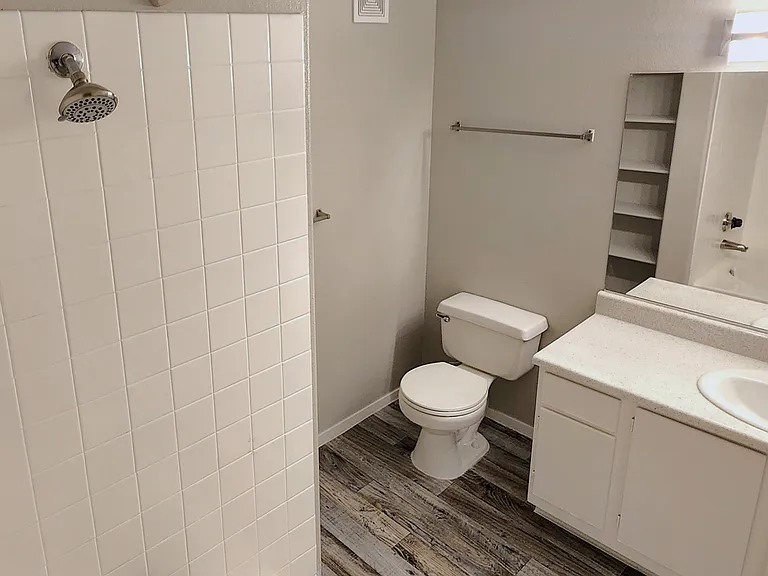Alterra Apartments — Photo 36