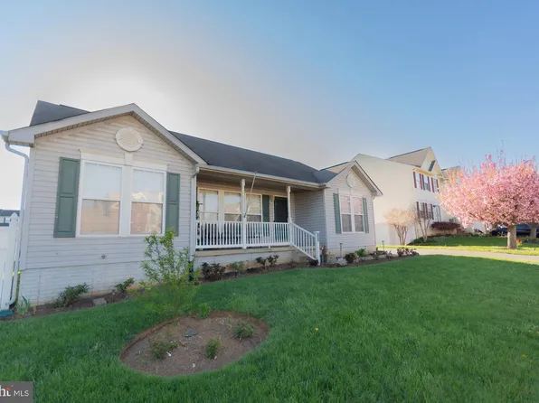 110 Limited Dr, Ranson, WV 25438