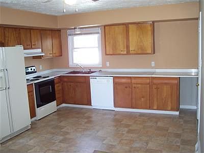 5th image of 343 Wickland Ct