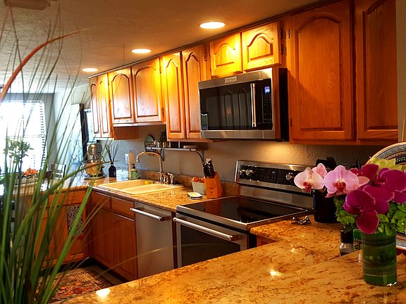 4th image of 18 Marina Isles Blvd APT 205