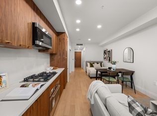 2550 Garden Dr #410, Vancouver, BC