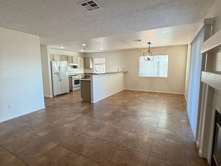 3380 Stacey Lyn Dr — Photo 6