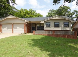 808 Hunters Hill Rd, Oklahoma City, OK 73127