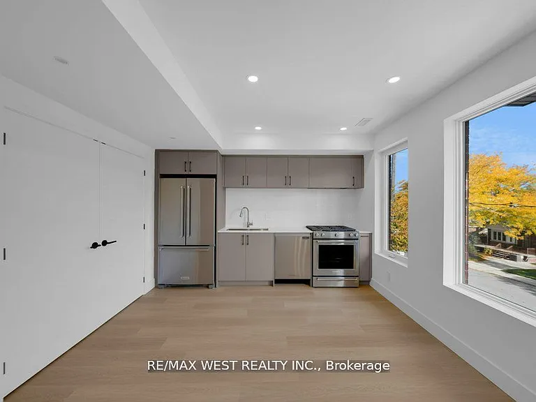 502 Atlas Ave #C — Photo 19