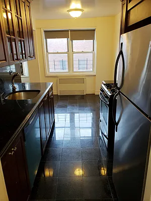 Rented by Metro Garden Realty NYC | media 16