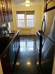 Rented by Metro Garden Realty NYC