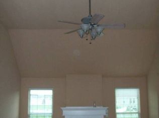 3337 NW 49th St, Topeka, KS 66618