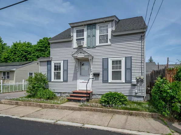 134 Ash Street, Nashua, NH 03060