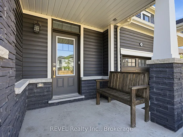 15 Peach St #15 — Photo 2