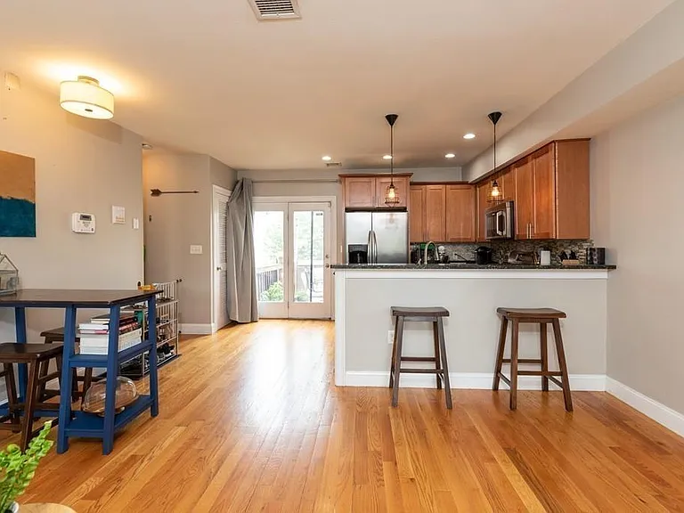 142 D St #2 — Photo 5