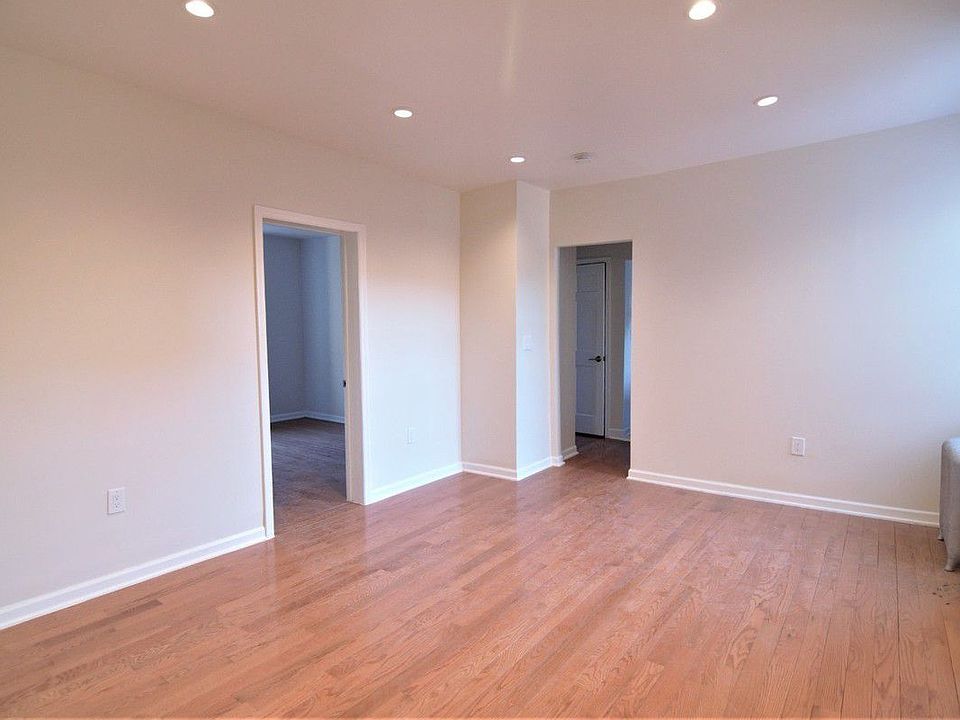 1st image of 4707 39th St APT 16C