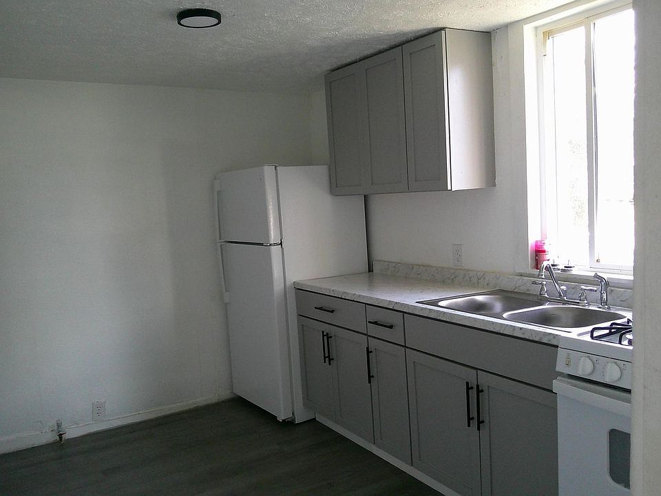 1st image of 944 W Central St #A