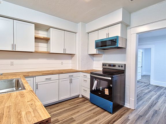 5th image of 774 18th St SE