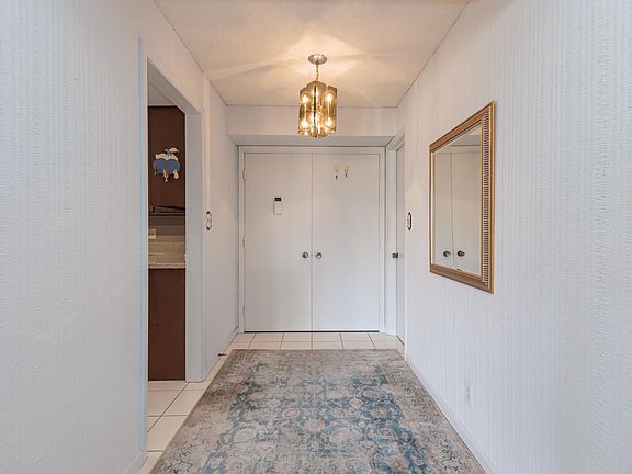 3rd image of 4501 N Wheeling Ave #2-311