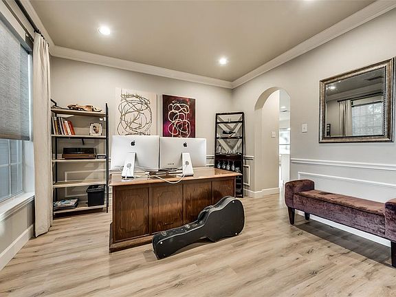 4th image of 103 Barkley Dr
