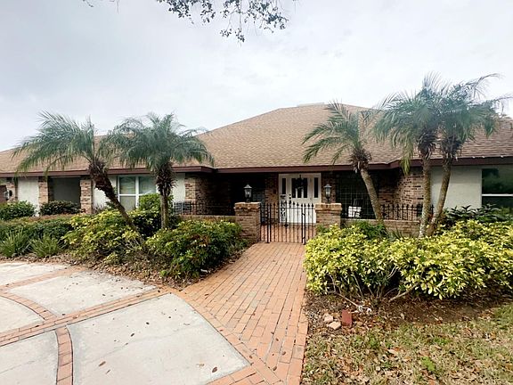 2nd image of 203 S Lake Mariam Dr