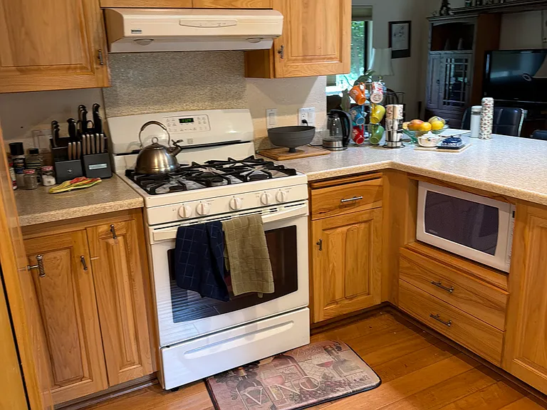 10335 Mercury Dr — Photo 11