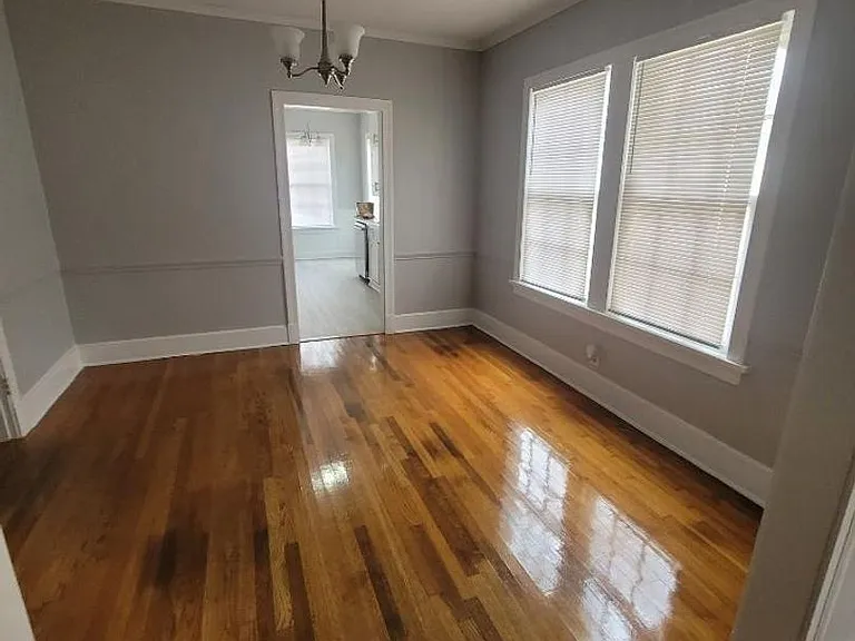 103 E Robinson Pl — Photo 4