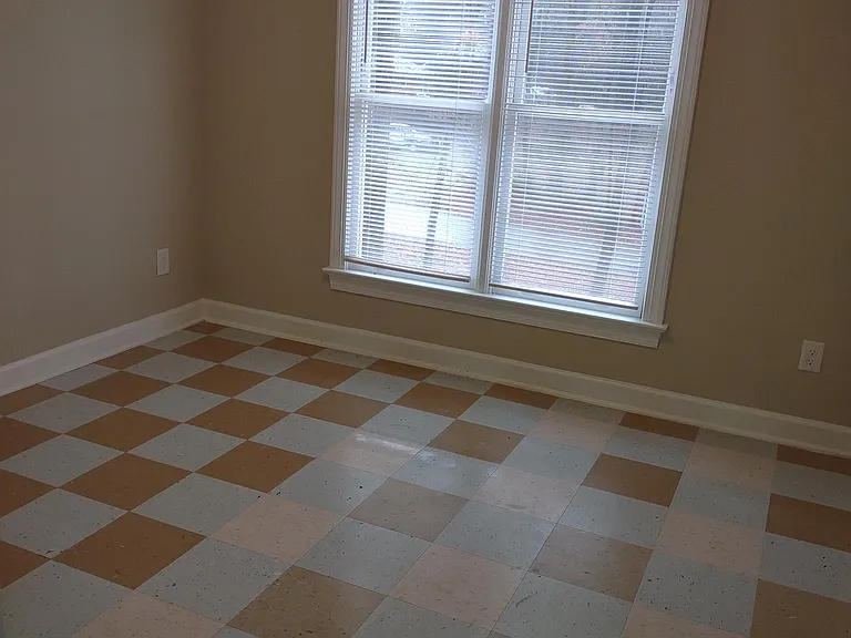 3204 Hickory Rd — Photo 9